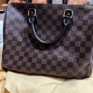 💯 authentic Speedy Bandoulière 30 in elegant Damier Ebene canvas.